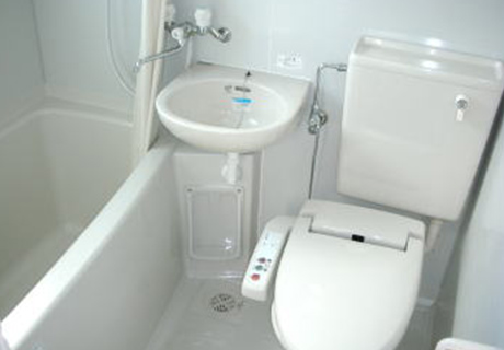 バスルーム（水洗トイレ暖房便座＆ウォシュレット付）